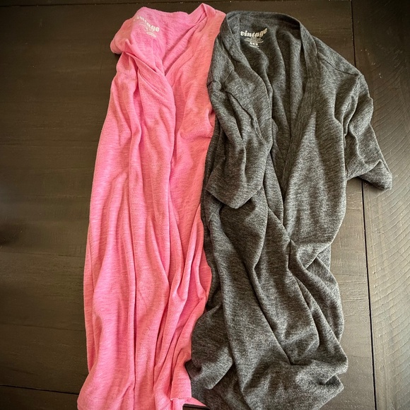 Old Navy T-Shirts (Set of two) - Picture 2 of 15